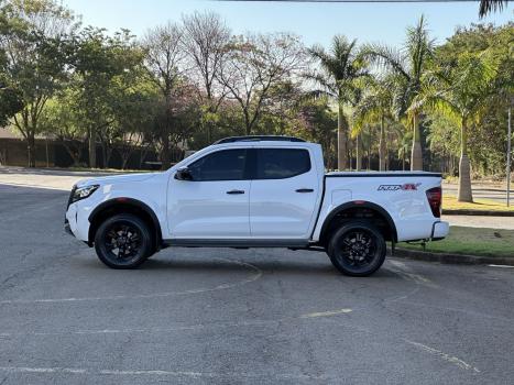 NISSAN Frontier 2.3 16V PRO4X CABINE DUPLA 4X4 BI-TURBO DIESEL AUTOMTICO, Foto 6