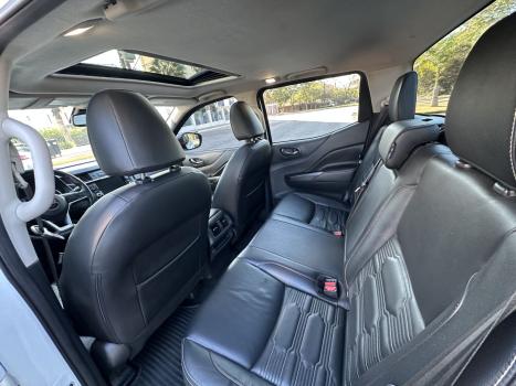 NISSAN Frontier 2.3 16V PRO4X CABINE DUPLA 4X4 BI-TURBO DIESEL AUTOMTICO, Foto 7