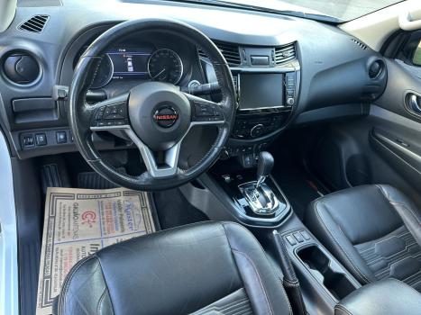 NISSAN Frontier 2.3 16V PRO4X CABINE DUPLA 4X4 BI-TURBO DIESEL AUTOMTICO, Foto 13