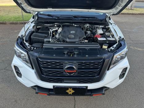 NISSAN Frontier 2.3 16V PRO4X CABINE DUPLA 4X4 BI-TURBO DIESEL AUTOMTICO, Foto 14