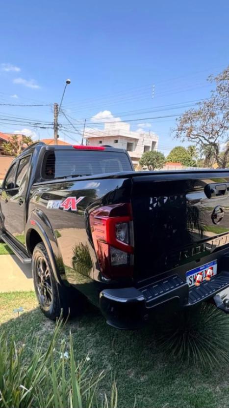 NISSAN Frontier 2.3 16V PRO4X CABINE DUPLA 4X4 BI-TURBO DIESEL AUTOMTICO, Foto 5