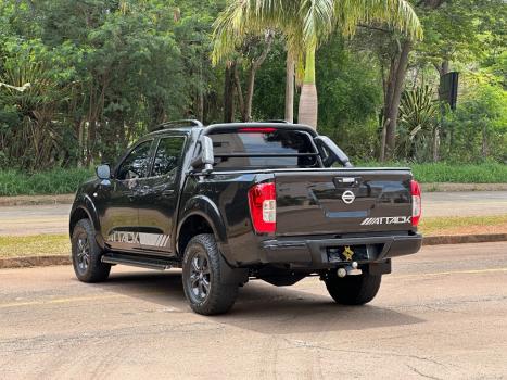 NISSAN Frontier 2.3 ATTACK CABINE DUPLA 4X4 BI-TURBO DIESEL AUTOMTICO, Foto 3