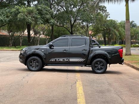 NISSAN Frontier 2.3 ATTACK CABINE DUPLA 4X4 BI-TURBO DIESEL AUTOMTICO, Foto 4