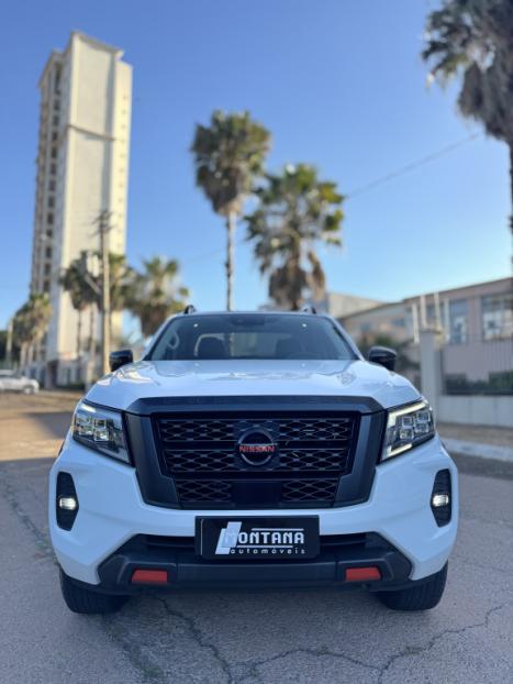 NISSAN Frontier 2.3 16V PRO4X CABINE DUPLA 4X4 BI-TURBO DIESEL AUTOMTICO, Foto 2