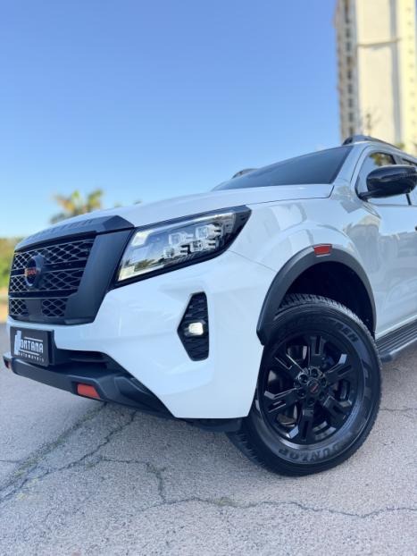 NISSAN Frontier 2.3 16V PRO4X CABINE DUPLA 4X4 BI-TURBO DIESEL AUTOMTICO, Foto 6