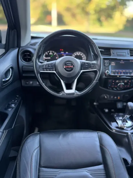 NISSAN Frontier 2.3 16V PRO4X CABINE DUPLA 4X4 BI-TURBO DIESEL AUTOMTICO, Foto 19