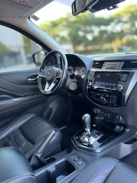 NISSAN Frontier 2.3 16V PRO4X CABINE DUPLA 4X4 BI-TURBO DIESEL AUTOMTICO, Foto 20