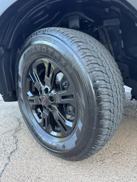 NISSAN Frontier 2.3 16V PRO4X CABINE DUPLA 4X4 BI-TURBO DIESEL AUTOMTICO, Foto 24