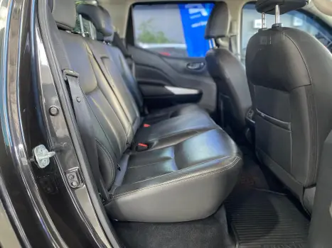 NISSAN Frontier 2.3 16V XE 4X4 CABINE DUPLA BI-TURBO DIESEL AUTOMTICO, Foto 13