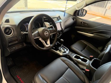 NISSAN Frontier 2.3 ATTACK CABINE DUPLA 4X4 BI-TURBO DIESEL AUTOM�TICO, Foto 5
