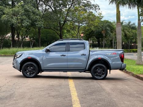 NISSAN Frontier 2.3 16V PRO4X CABINE DUPLA 4X4 BI-TURBO DIESEL AUTOM�TICO, Foto 4