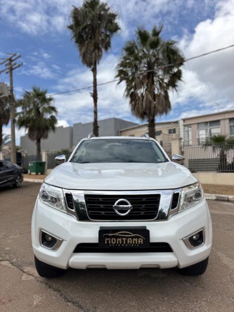 NISSAN Frontier 2.3 16V LE 4X4 CABINE DUPLA BI-TURBO DIESEL AUTOM�TICO, Foto 3