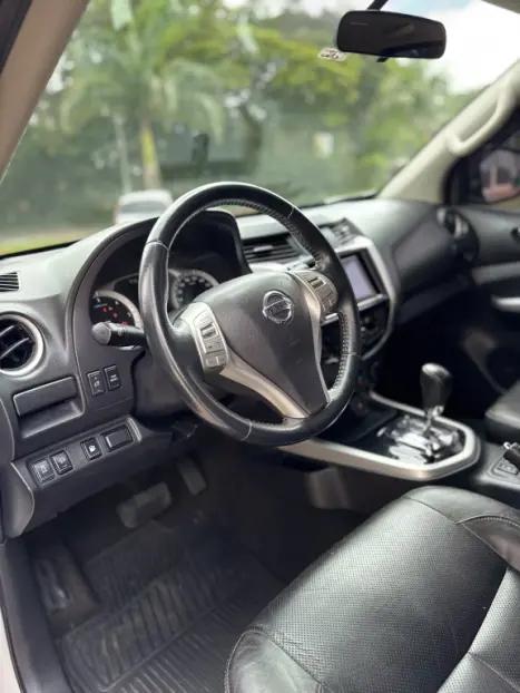 NISSAN Frontier 2.3 16V LE 4X4 CABINE DUPLA BI-TURBO DIESEL AUTOM�TICO, Foto 16