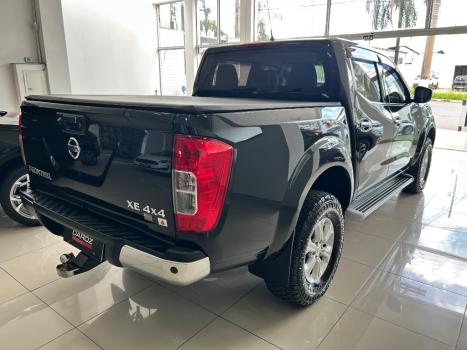 NISSAN Frontier 2.3 16V XE 4X4 CABINE DUPLA BI-TURBO DIESEL AUTOM�TICO, Foto 6