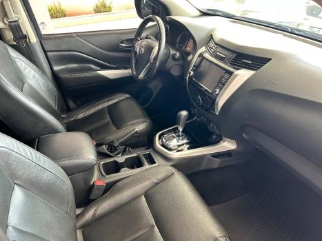 NISSAN Frontier 2.3 16V XE 4X4 CABINE DUPLA BI-TURBO DIESEL AUTOM�TICO, Foto 8