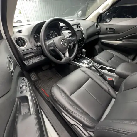 NISSAN Frontier 2.3 ATTACK CABINE DUPLA 4X4 BI-TURBO DIESEL AUTOM�TICO, Foto 7