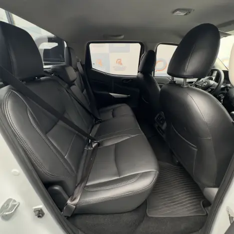 NISSAN Frontier 2.3 ATTACK CABINE DUPLA 4X4 BI-TURBO DIESEL AUTOM�TICO, Foto 11