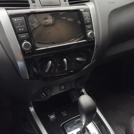 NISSAN Frontier 2.3 ATTACK CABINE DUPLA 4X4 BI-TURBO DIESEL AUTOM�TICO, Foto 12