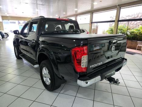 NISSAN Frontier 2.3 16V XE 4X4 CABINE DUPLA BI-TURBO DIESEL AUTOM�TICO, Foto 5