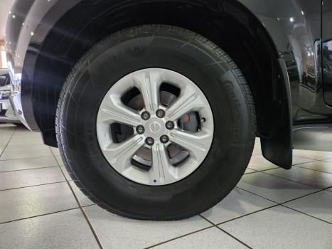 NISSAN Frontier 2.3 16V XE 4X4 CABINE DUPLA BI-TURBO DIESEL AUTOM�TICO, Foto 14