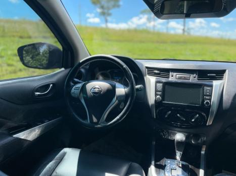 NISSAN Frontier 2.3 ATTACK CABINE DUPLA 4X4 BI-TURBO DIESEL AUTOM�TICO, Foto 10