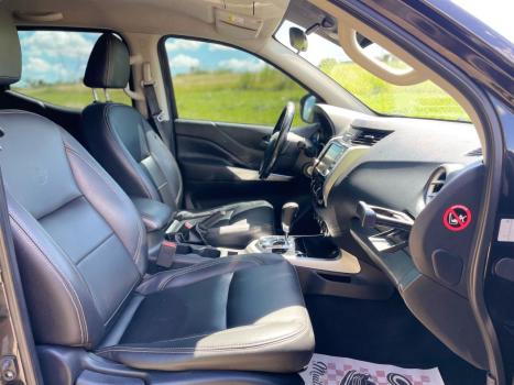 NISSAN Frontier 2.3 ATTACK CABINE DUPLA 4X4 BI-TURBO DIESEL AUTOM�TICO, Foto 13
