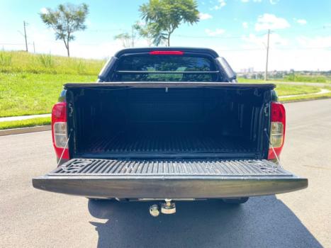 NISSAN Frontier 2.3 ATTACK CABINE DUPLA 4X4 BI-TURBO DIESEL AUTOM�TICO, Foto 14