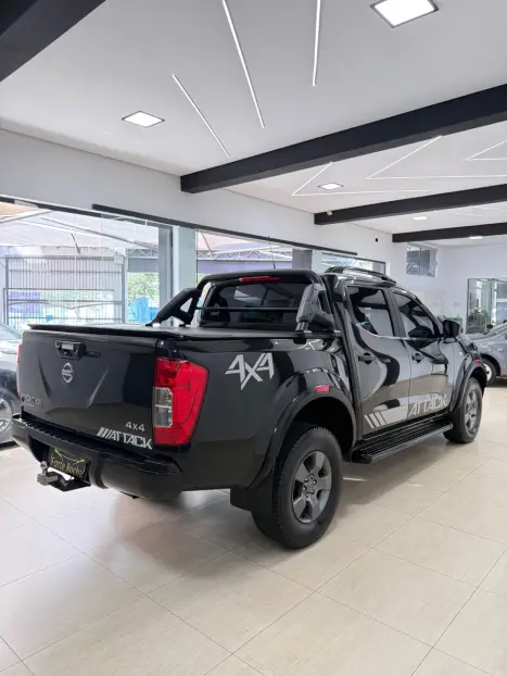 NISSAN Frontier 2.3 ATTACK CABINE DUPLA 4X4 BI-TURBO DIESEL AUTOM�TICO, Foto 7