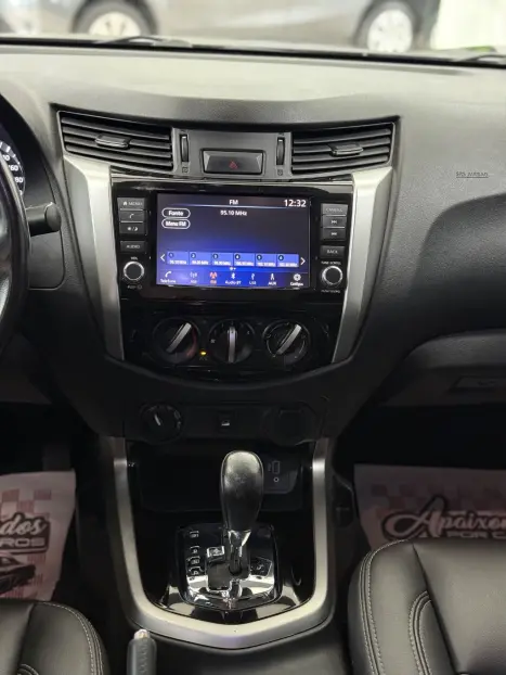 NISSAN Frontier 2.3 ATTACK CABINE DUPLA 4X4 BI-TURBO DIESEL AUTOM�TICO, Foto 13