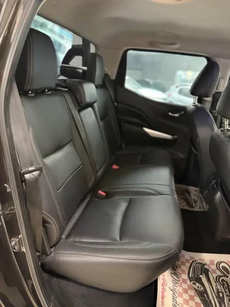 NISSAN Frontier 2.3 ATTACK CABINE DUPLA 4X4 BI-TURBO DIESEL AUTOM�TICO, Foto 15