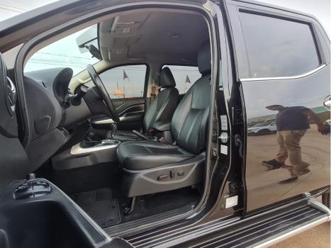 NISSAN Frontier 2.3 16V XE 4X4 CABINE DUPLA BI-TURBO DIESEL AUTOM�TICO, Foto 11