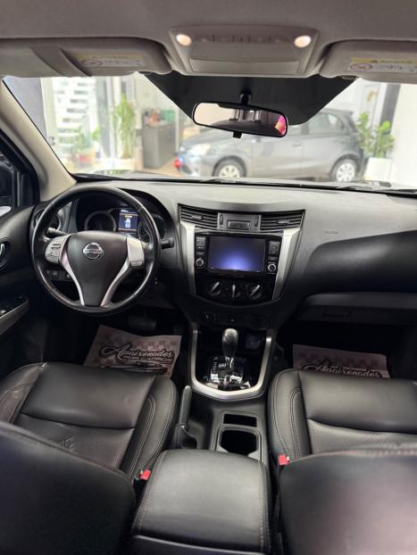 NISSAN Frontier 2.3 ATTACK CABINE DUPLA 4X4 BI-TURBO DIESEL AUTOM�TICO, Foto 2