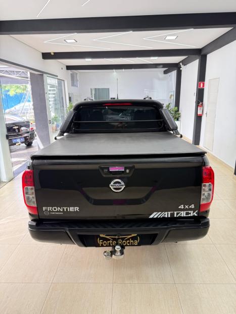 NISSAN Frontier 2.3 ATTACK CABINE DUPLA 4X4 BI-TURBO DIESEL AUTOM�TICO, Foto 8