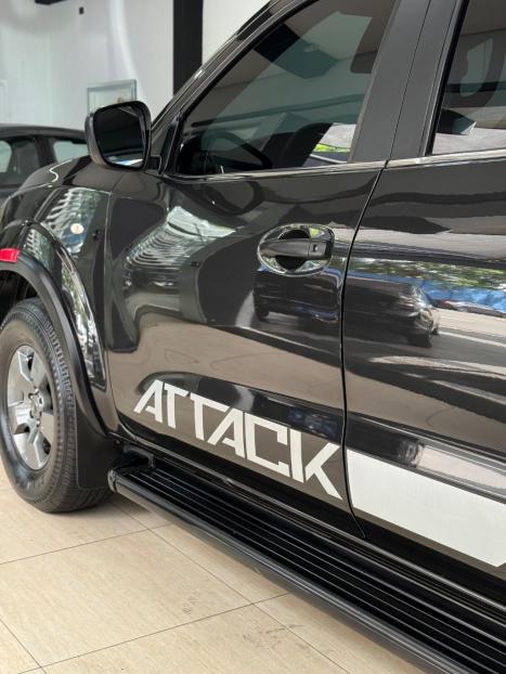 NISSAN Frontier 2.3 ATTACK CABINE DUPLA 4X4 BI-TURBO DIESEL AUTOM�TICO, Foto 14