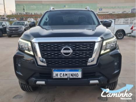 NISSAN Frontier 2.3 16V XE 4X4 CABINE DUPLA BI-TURBO DIESEL AUTOM�TICO, Foto 2