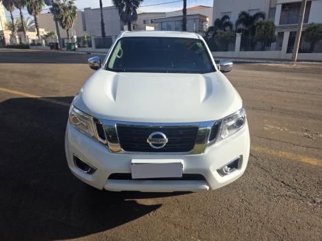NISSAN Frontier 2.3 16V XE 4X4 CABINE DUPLA BI-TURBO DIESEL AUTOM�TICO, Foto 6