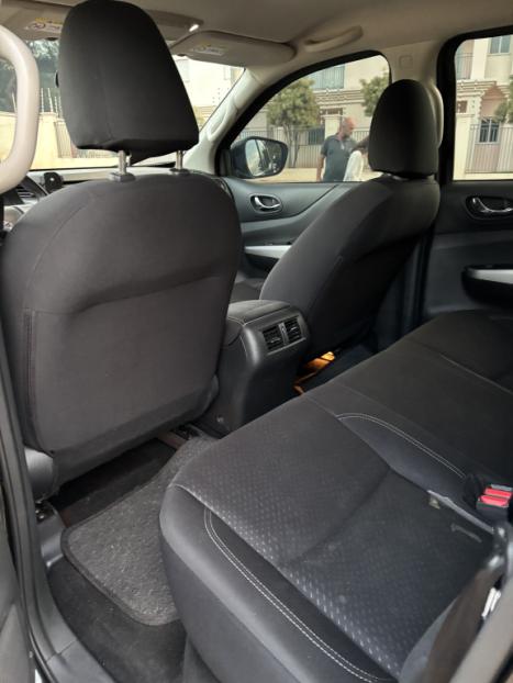 NISSAN Frontier 2.3 ATTACK CABINE DUPLA 4X4 BI-TURBO DIESEL AUTOM�TICO, Foto 3