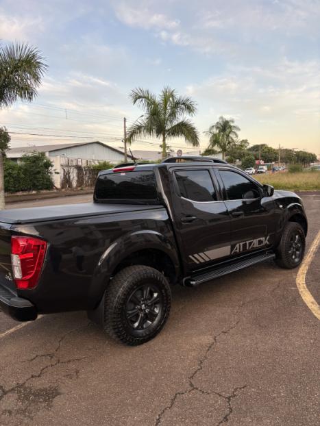 NISSAN Frontier 2.3 ATTACK CABINE DUPLA 4X4 BI-TURBO DIESEL AUTOM�TICO, Foto 9