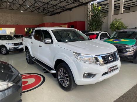 NISSAN Frontier 2.3 16V XE 4X4 CABINE DUPLA BI-TURBO DIESEL AUTOM�TICO, Foto 2