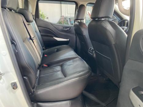 NISSAN Frontier 2.3 16V XE 4X4 CABINE DUPLA BI-TURBO DIESEL AUTOM�TICO, Foto 13