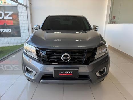 NISSAN Frontier 2.3 16V XE 4X4 CABINE DUPLA BI-TURBO DIESEL AUTOM�TICO, Foto 2