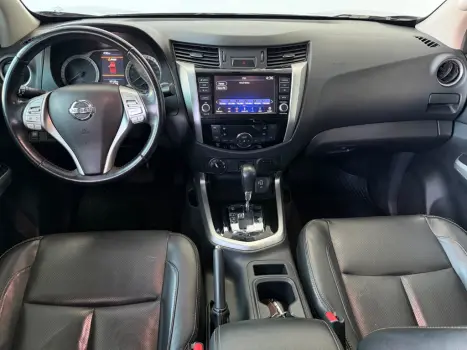 NISSAN Frontier 2.3 16V XE 4X4 CABINE DUPLA BI-TURBO DIESEL AUTOM�TICO, Foto 9