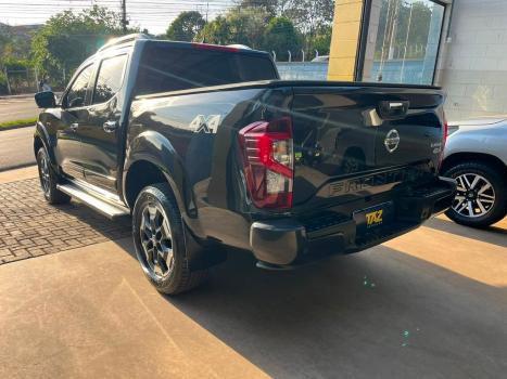 NISSAN Frontier 2.3 16V PLATINUM CABINE DUPLA 4X4 BI-TURBO DIESEL AUTOM�TICO, Foto 5
