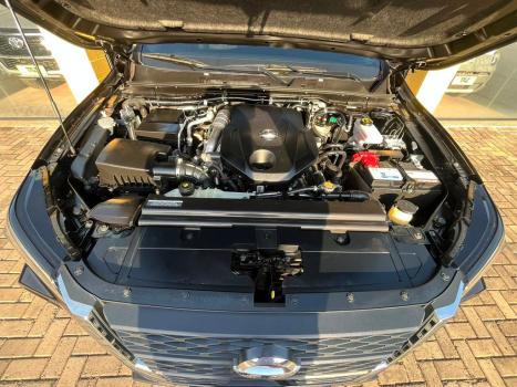 NISSAN Frontier 2.3 16V PLATINUM CABINE DUPLA 4X4 BI-TURBO DIESEL AUTOM�TICO, Foto 13