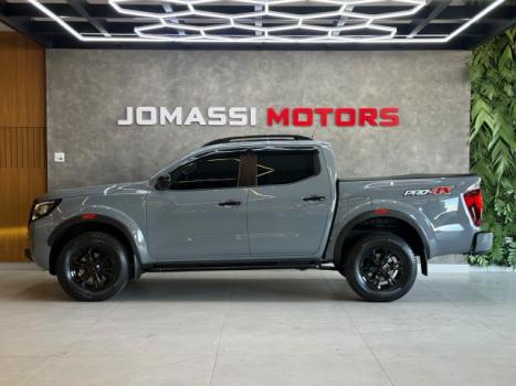 NISSAN Frontier 2.3 16V PRO4X CABINE DUPLA 4X4 BI-TURBO DIESEL AUTOM�TICO, Foto 4