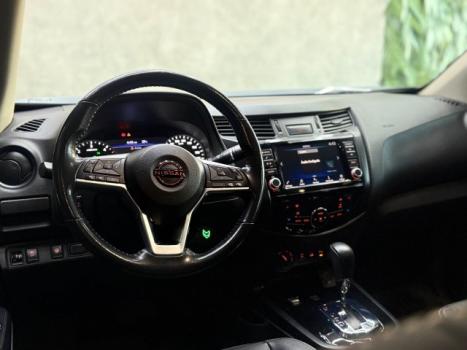 NISSAN Frontier 2.3 16V PRO4X CABINE DUPLA 4X4 BI-TURBO DIESEL AUTOM�TICO, Foto 9