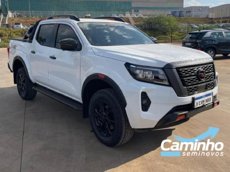 NISSAN Frontier 2.3 16V PRO4X CABINE DUPLA 4X4 BI-TURBO DIESEL AUTOM�TICO, Foto 3