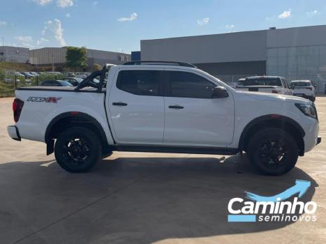 NISSAN Frontier 2.3 16V PRO4X CABINE DUPLA 4X4 BI-TURBO DIESEL AUTOM�TICO, Foto 4