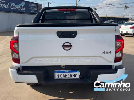 NISSAN Frontier 2.3 16V PRO4X CABINE DUPLA 4X4 BI-TURBO DIESEL AUTOM�TICO, Foto 6