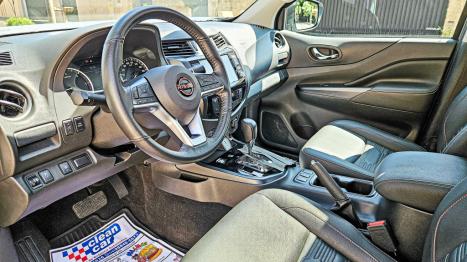 NISSAN Frontier 2.3 16V PRO4X CABINE DUPLA 4X4 BI-TURBO DIESEL AUTOMÁTICO, Foto 10